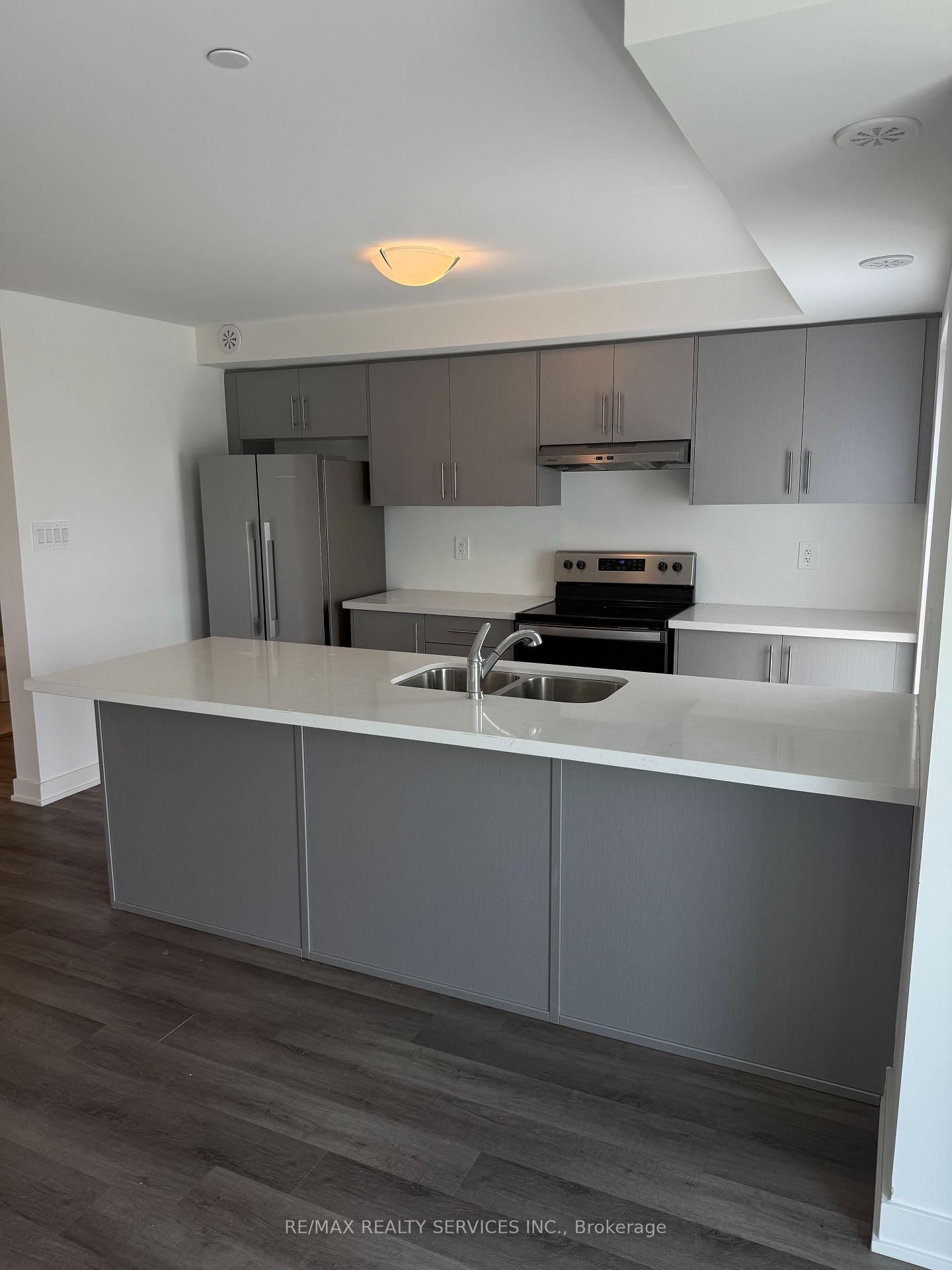 5 Romilly Avenue, Unit 20 - Photo 2