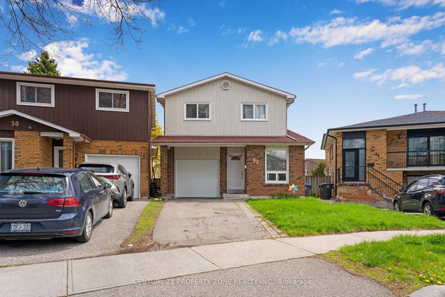 32 Lady Stewart Boulevard