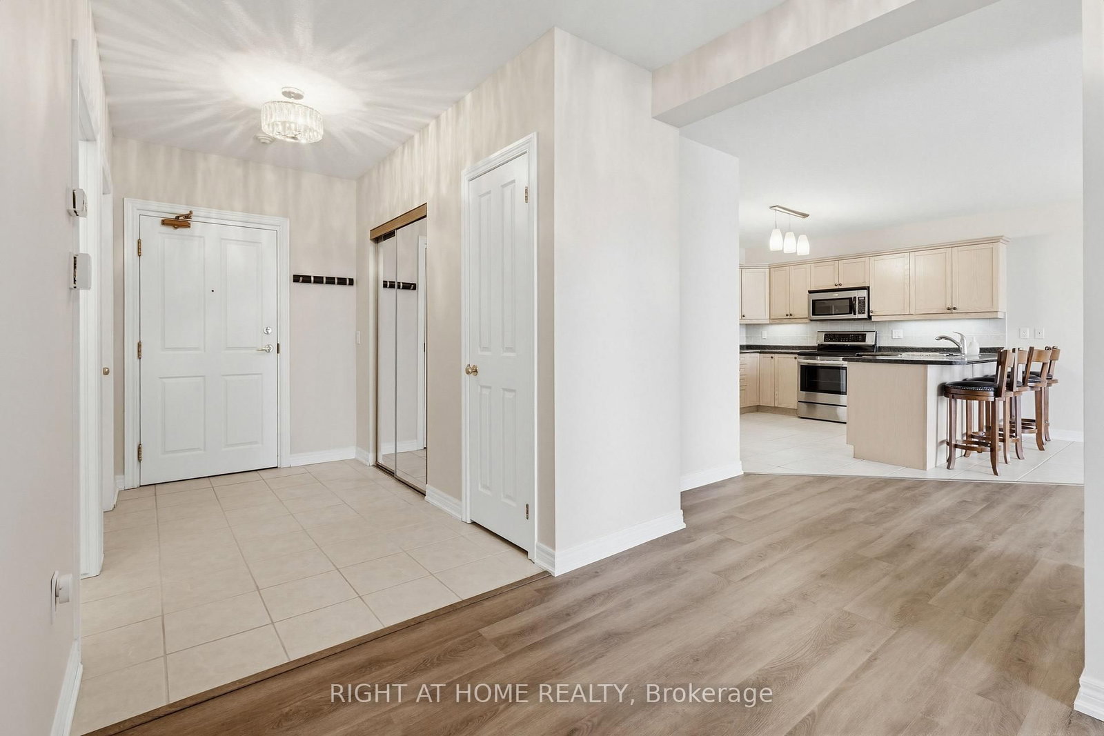 1998 Ironstone Drive, Unit 709 - Photo 10