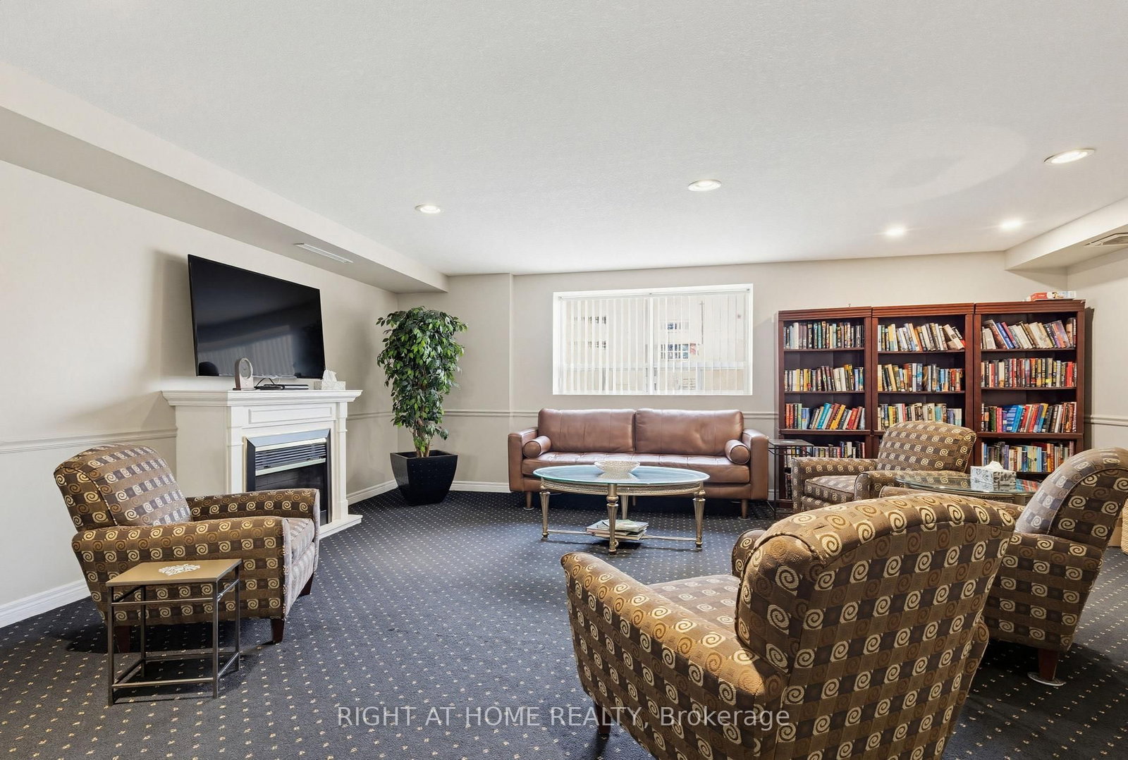 1998 Ironstone Drive, Unit 709 - Photo 34