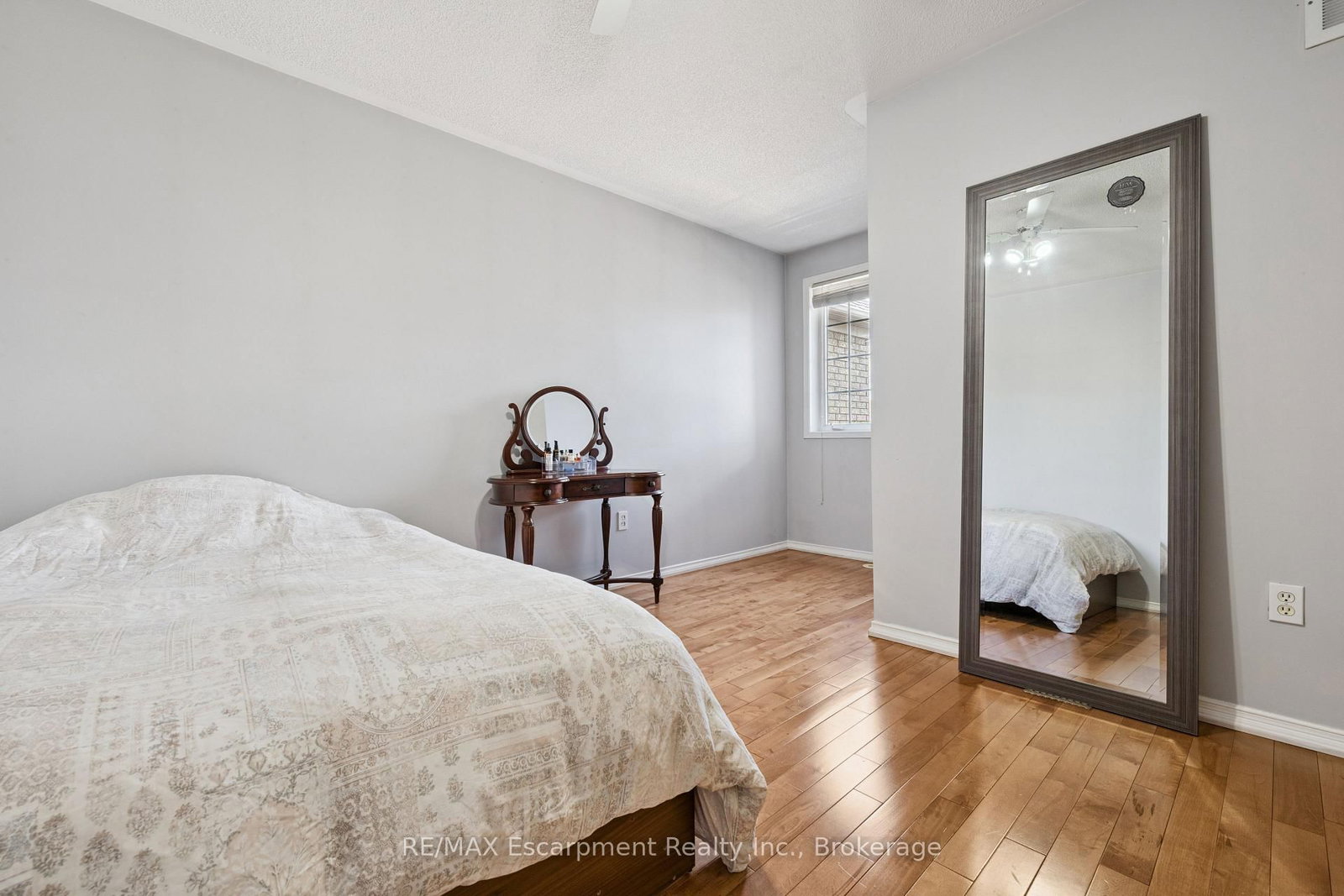 5360 Dryden Avenue - Photo 20