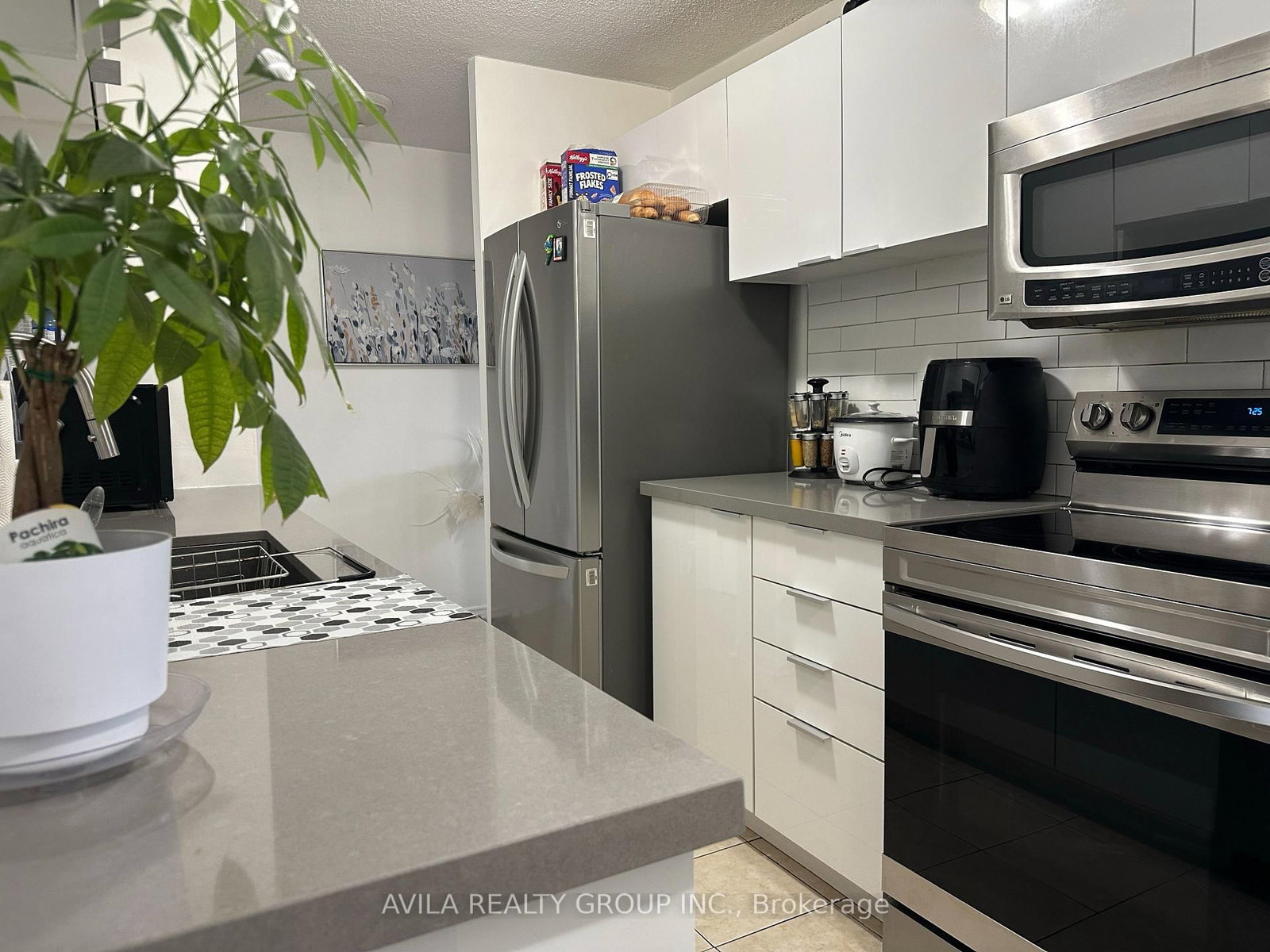 2900 Battleford Road, Unit 210 - Photo 12