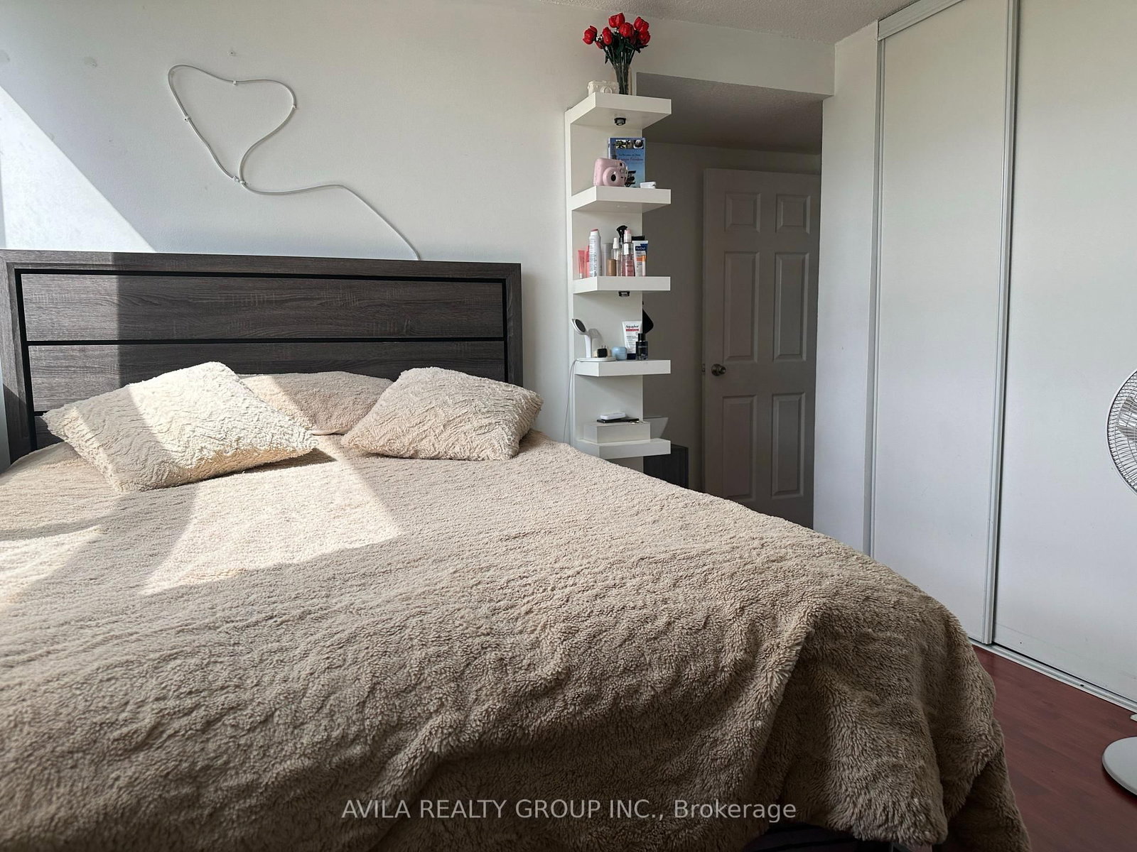 2900 Battleford Road, Unit 210 - Photo 22