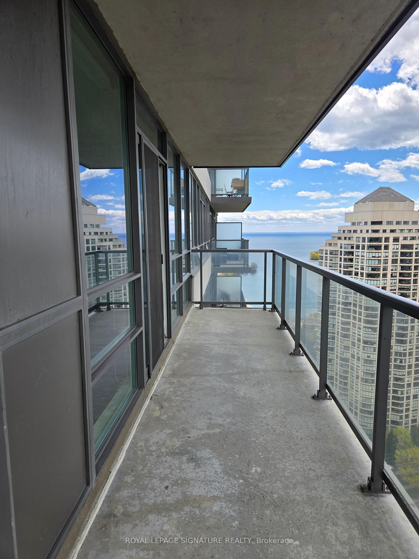2240 Lakeshore Boulevard W, Unit 3004 - Photo 11