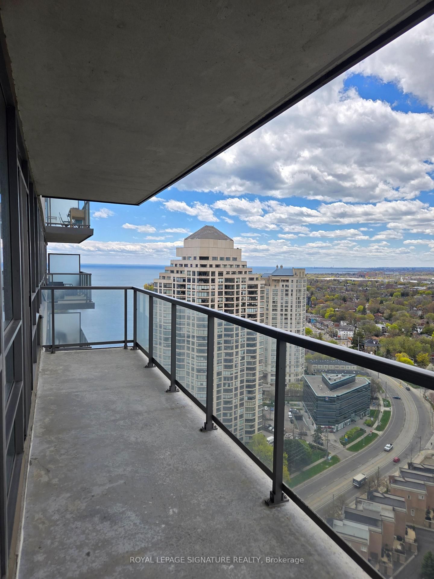 2240 Lakeshore Boulevard W, Unit 3004 - Photo 13