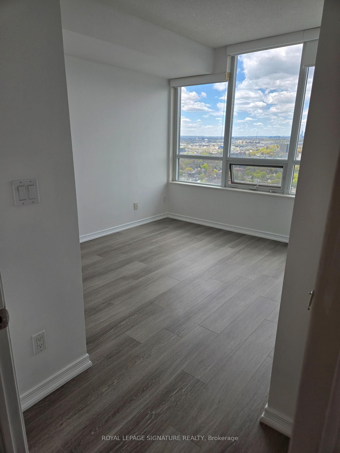 2240 Lakeshore Boulevard W, Unit 3004 - Photo 14