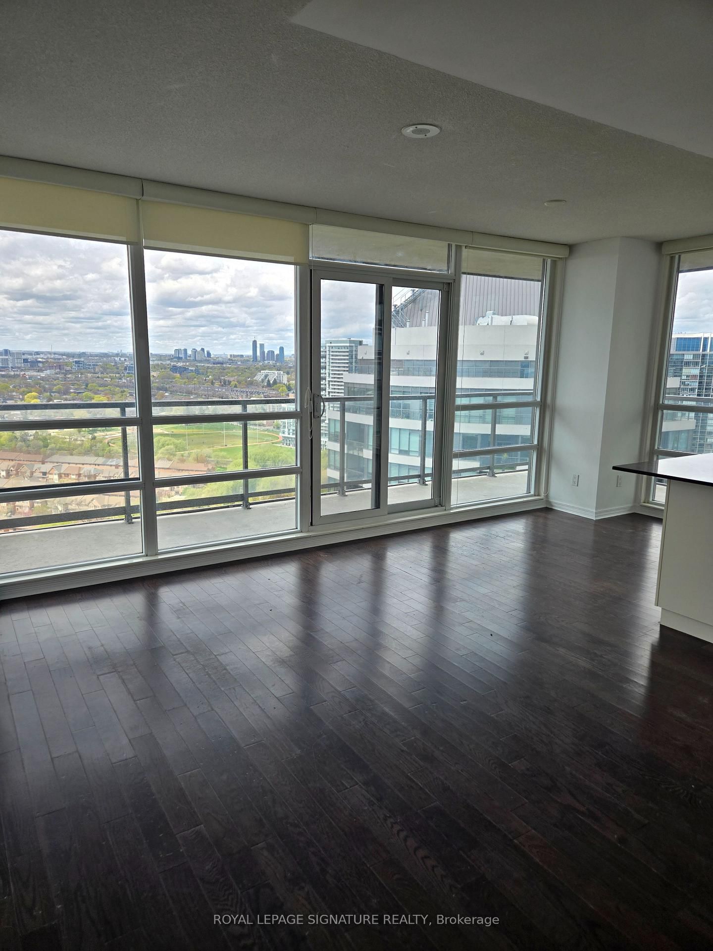 2240 Lakeshore Boulevard W, Unit 3004 - Photo 6