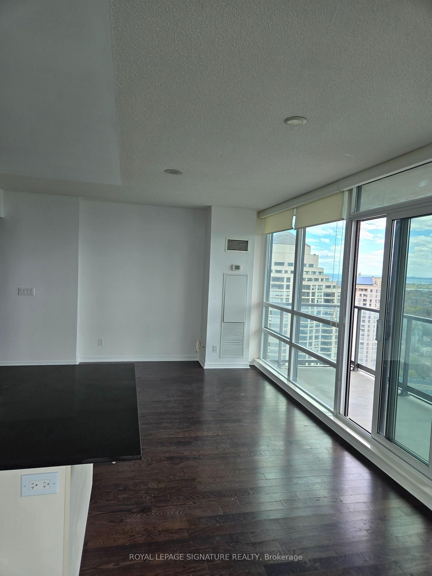 2240 Lakeshore Boulevard W, Unit 3004 - Photo 8