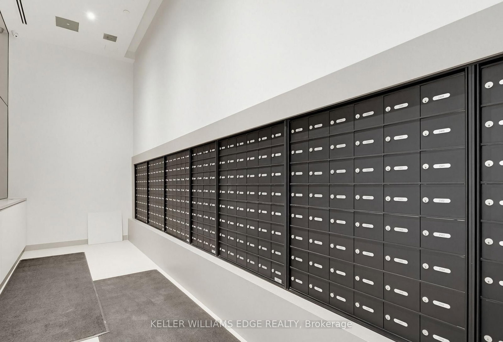 2075 Lakeshore Road, Unit 1703 - Photo 38