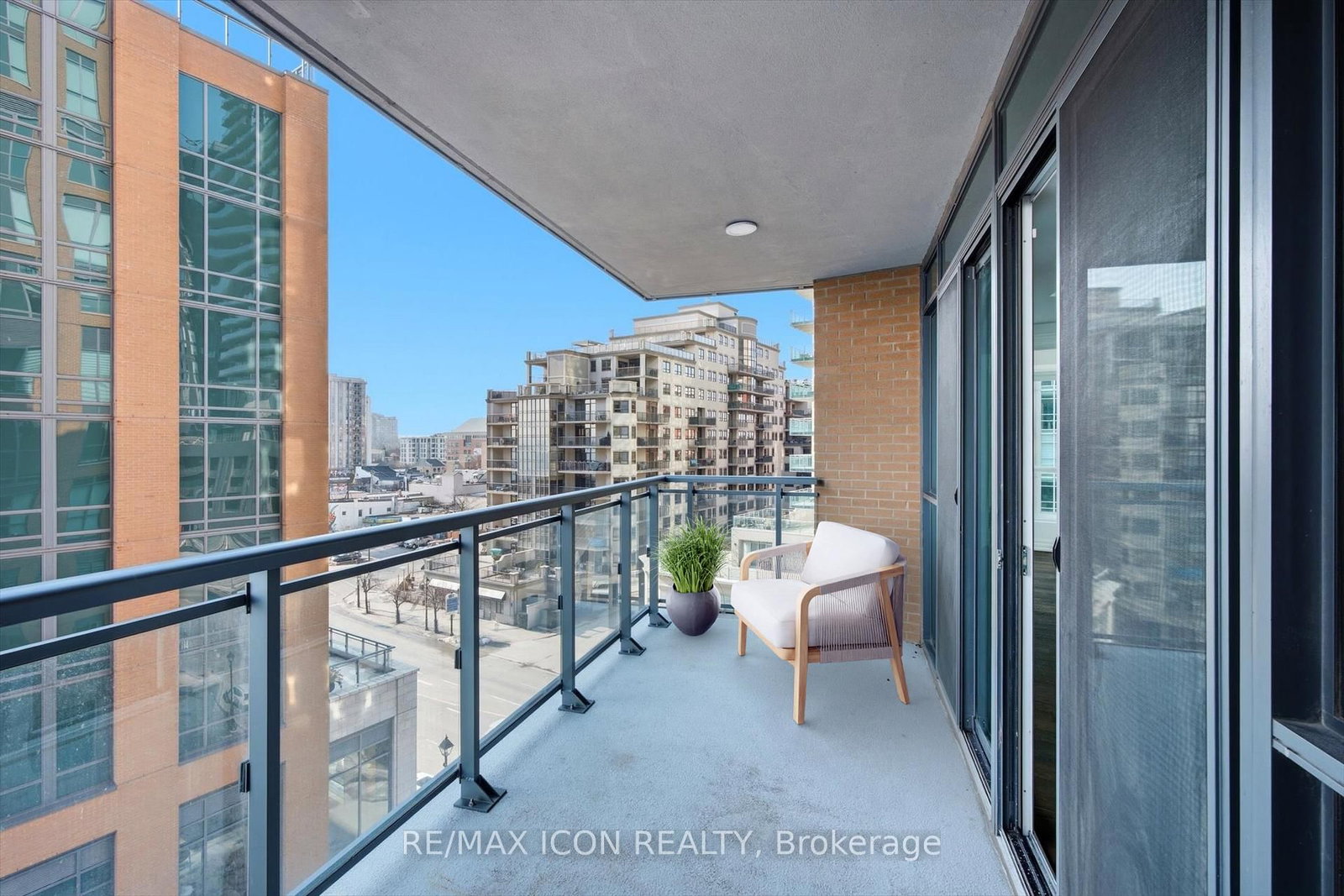 2060 Lakeshore Road, Unit 602 - Photo 19