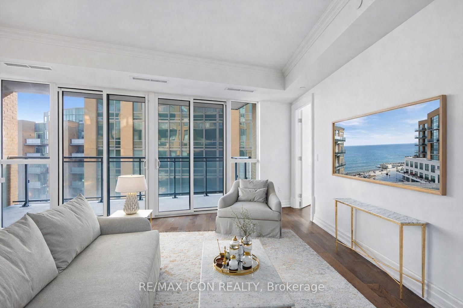 2060 Lakeshore Road, Unit 602 - Photo 31
