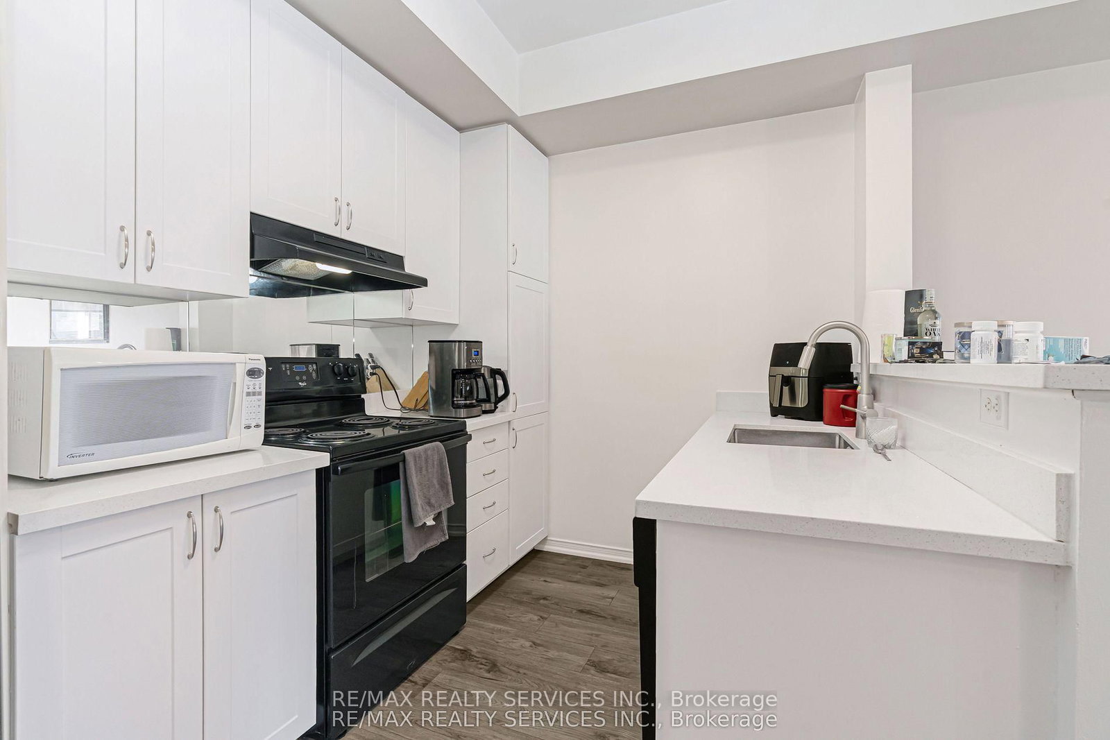 60 Fairwood Circle, Unit 92 - Photo 17