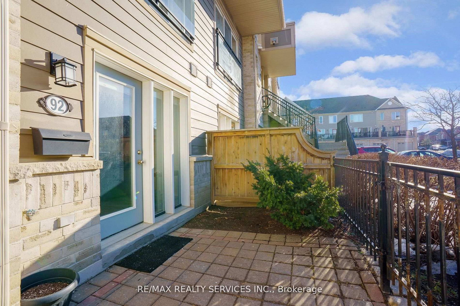 60 Fairwood Circle, Unit 92 - Photo 23