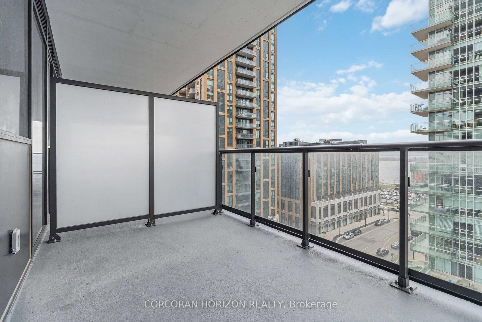 2075 Lakeshore Road, Unit 809 - Photo 11