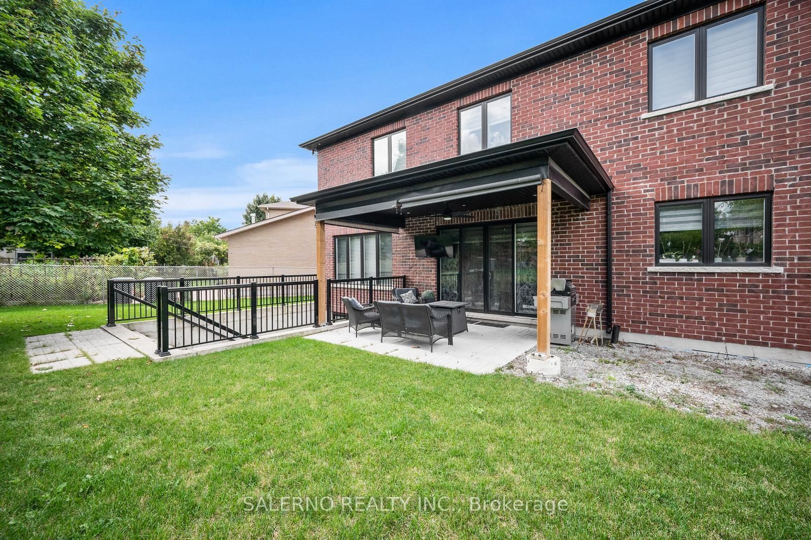 11 Compton Crescent - Photo 39