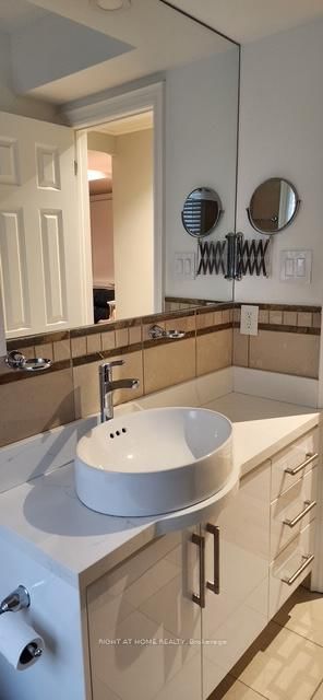 1186 Royal York Road, Unit 2 - Photo 16