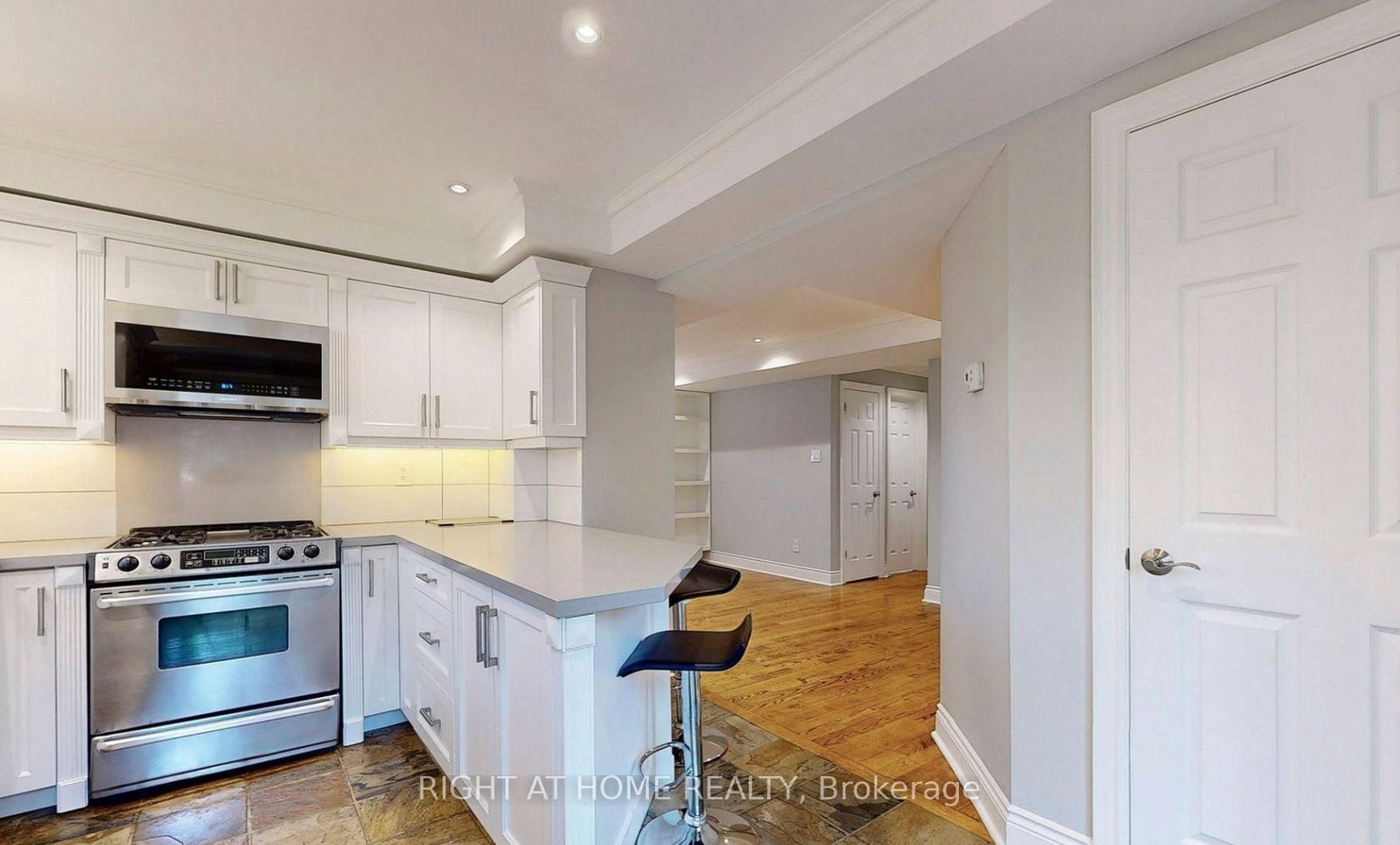 2-1186 Royal York Road, Toronto, ON, photo 5