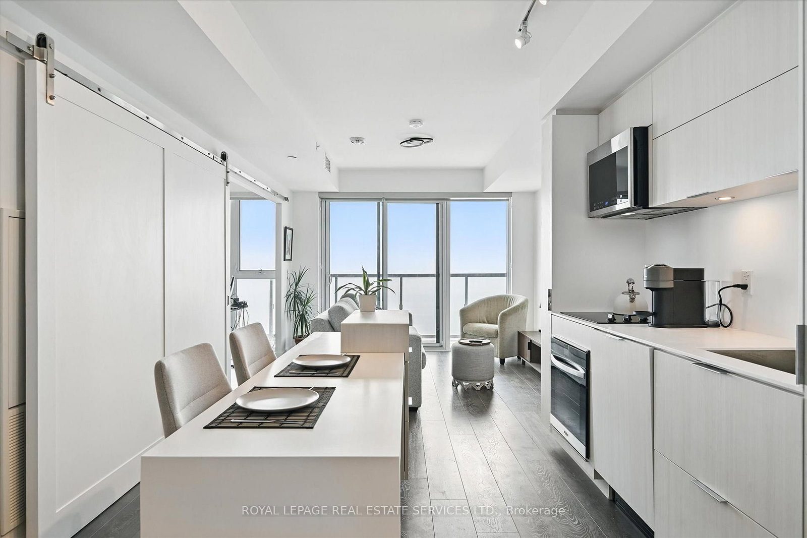 370 Martha Street, Unit 1705 - Photo 7