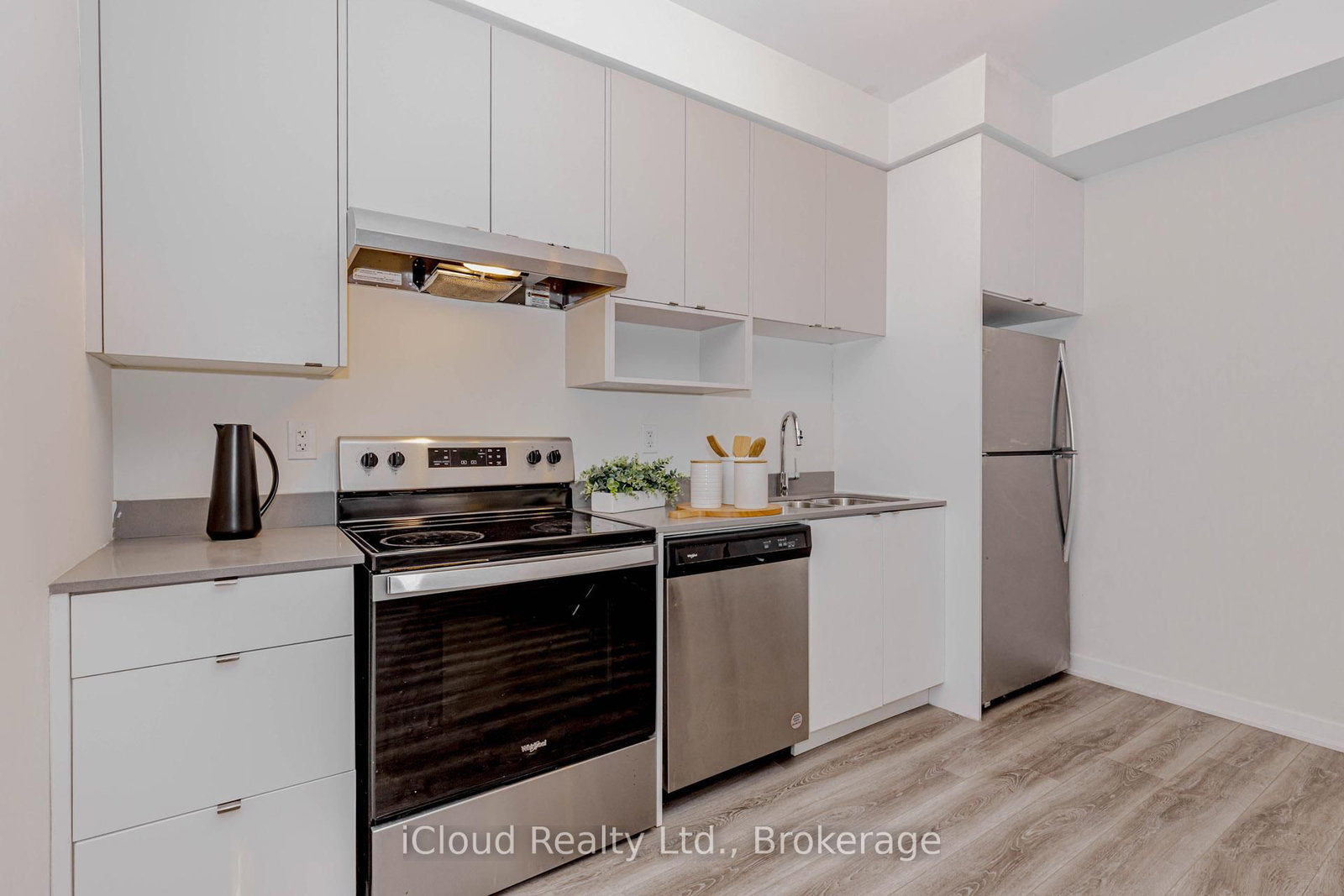3189 BASTEDO Common, Unit 69 - Photo 18