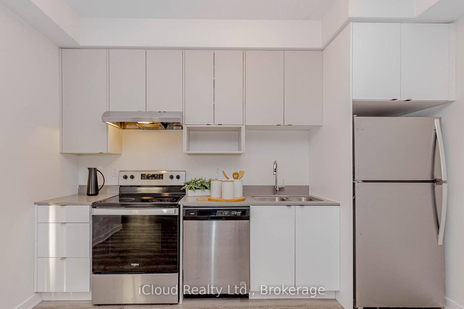 3189 BASTEDO Common, Unit 69 - Photo 19