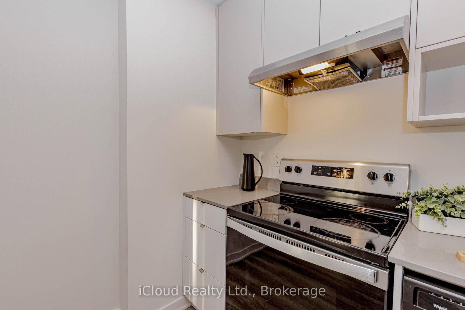 3189 BASTEDO Common, Unit 69 - Photo 20