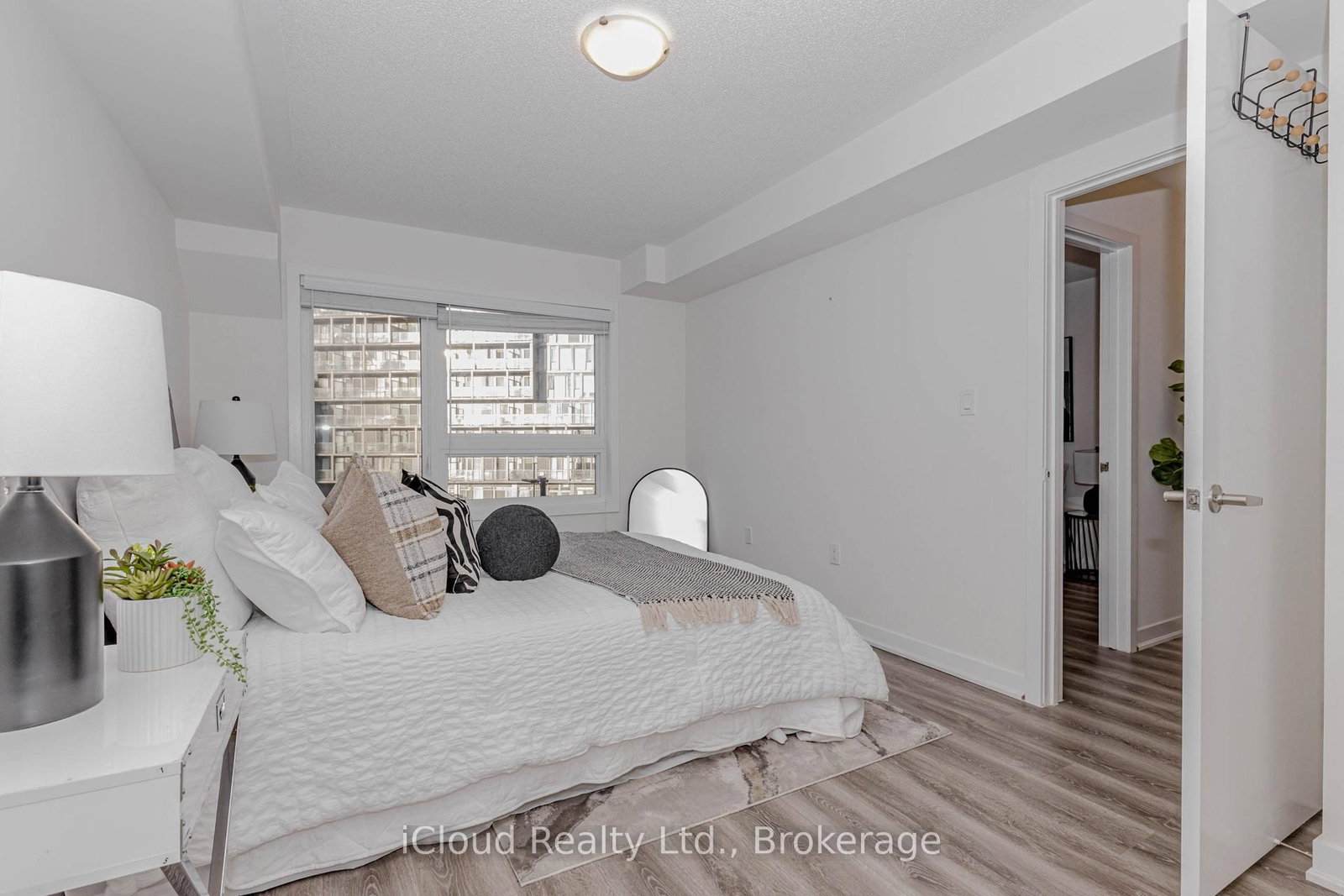 3189 BASTEDO Common, Unit 69 - Photo 32