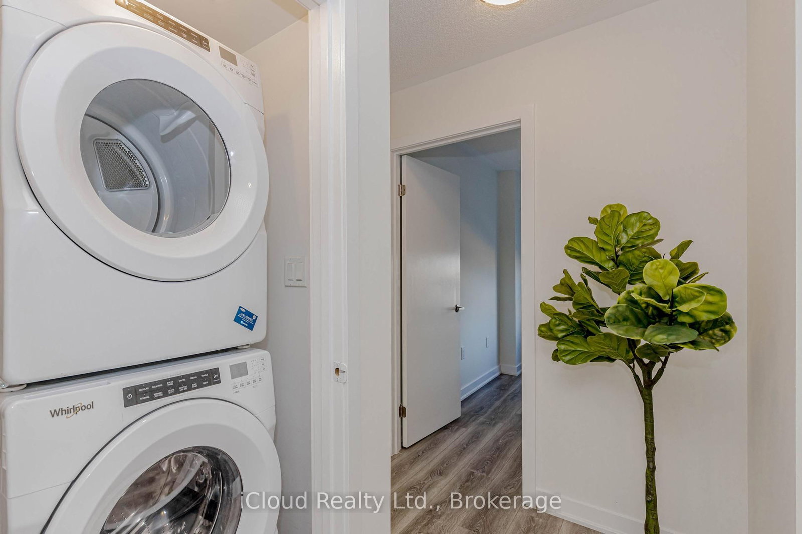 3189 BASTEDO Common, Unit 69 - Photo 41