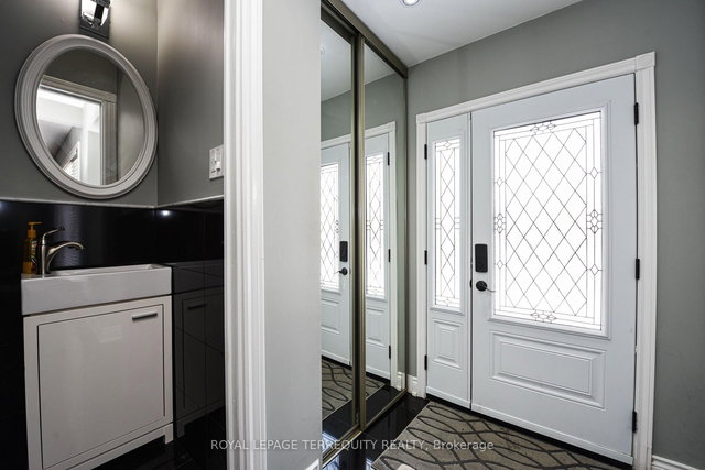 48 Montjoy Crescent