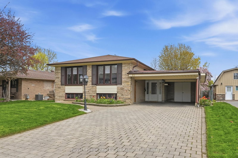 13 Ferndale Cres, Brampton, Ontario
