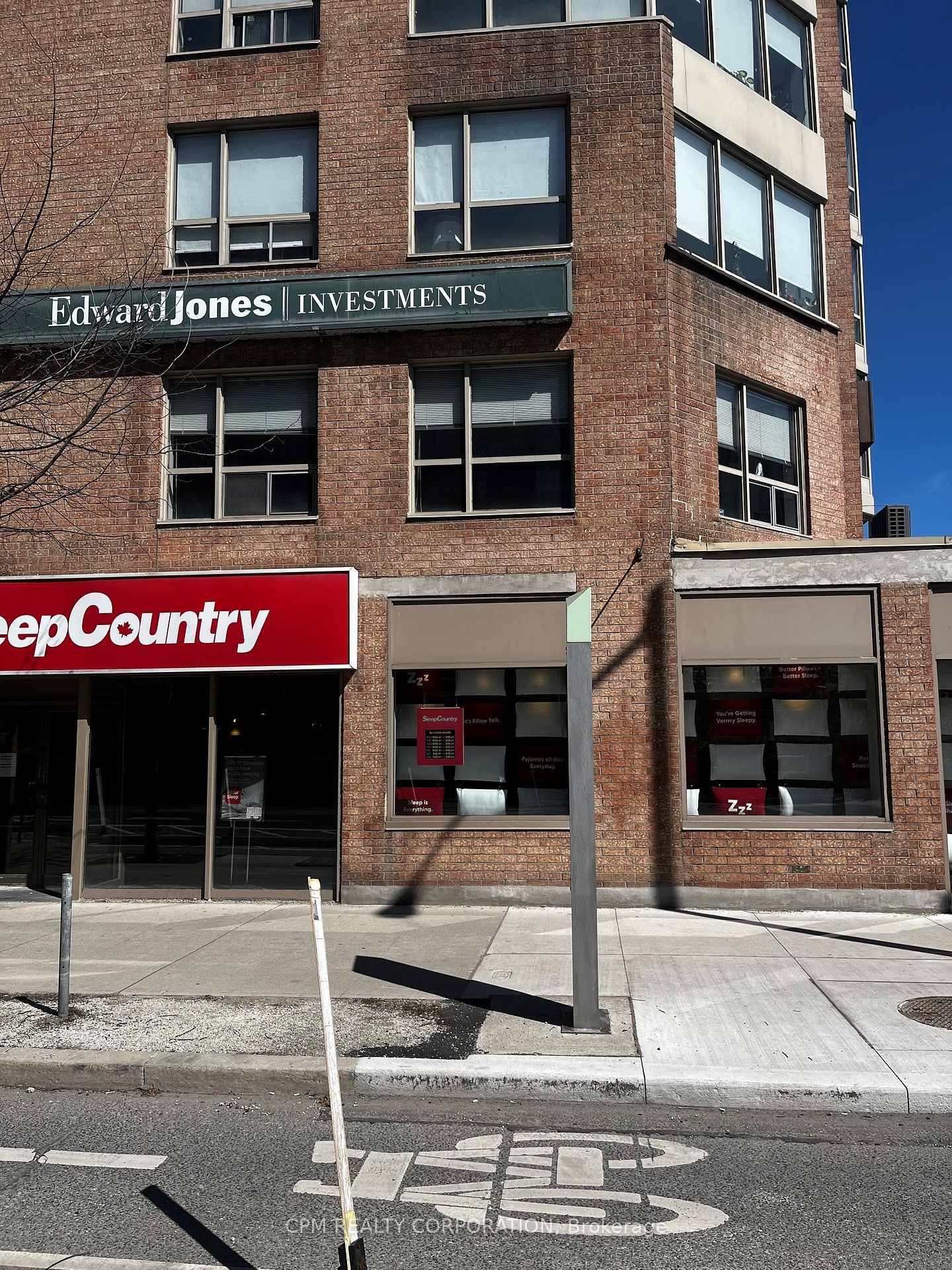 2100 Bloor Street W - Photo 2