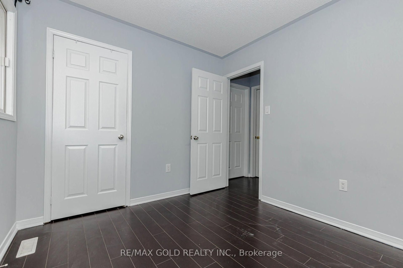 54 Creditstone Road - Photo 37