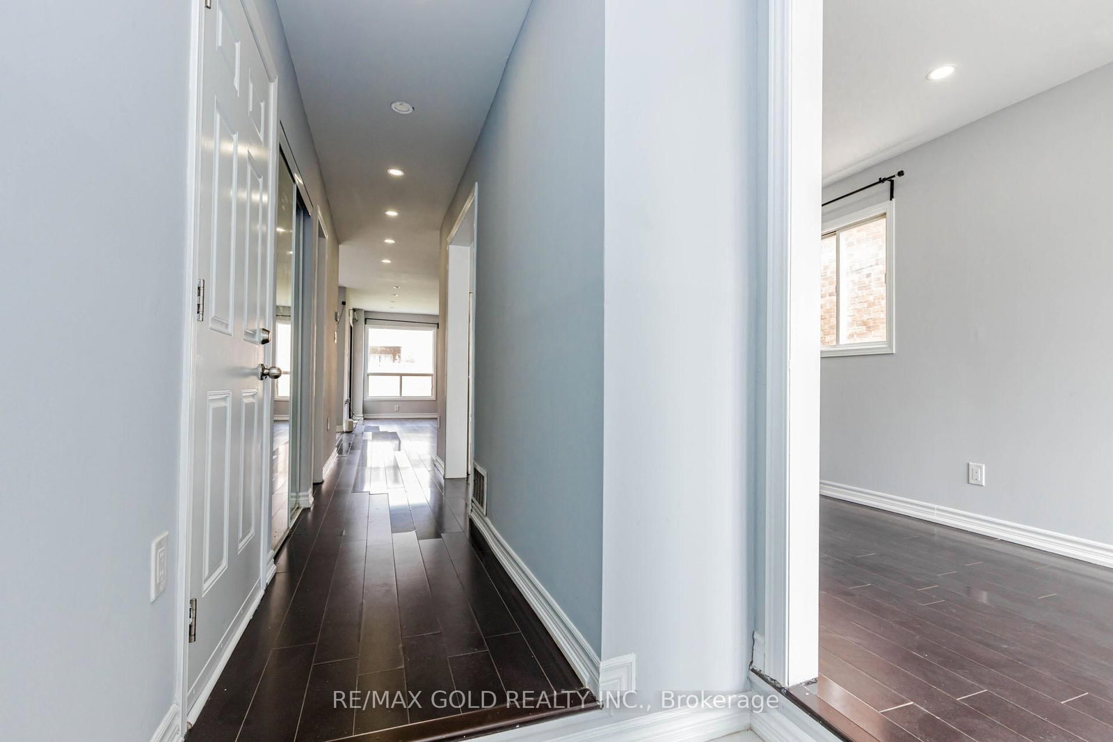 54 Creditstone Road - Photo 9