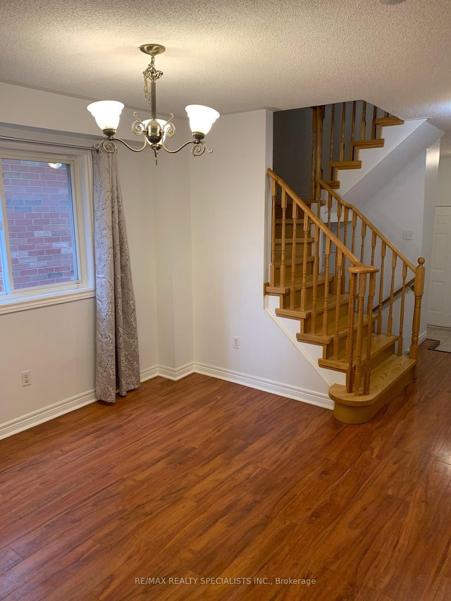 10 Ashmere Road