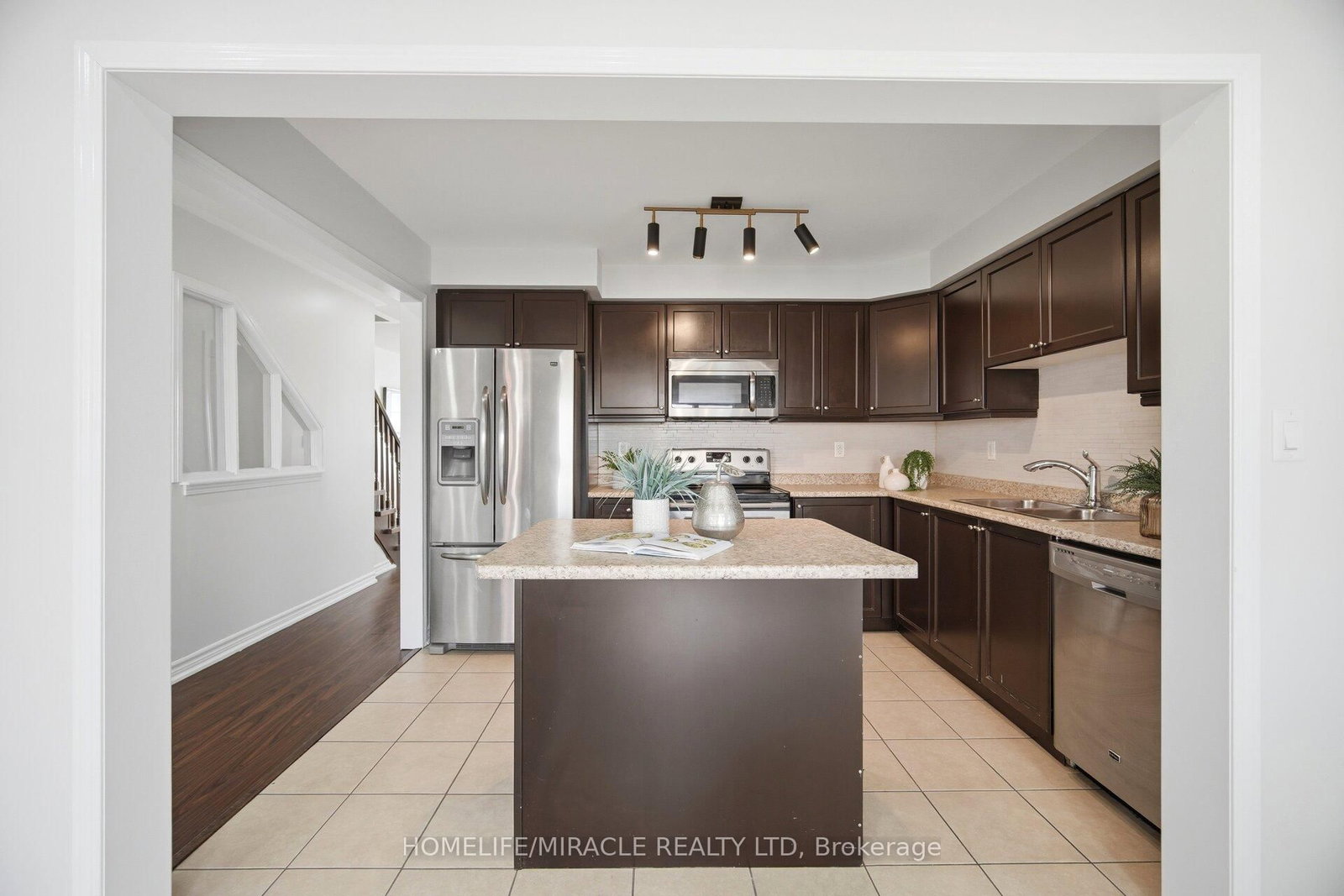5 Veterans Drive - Photo 19