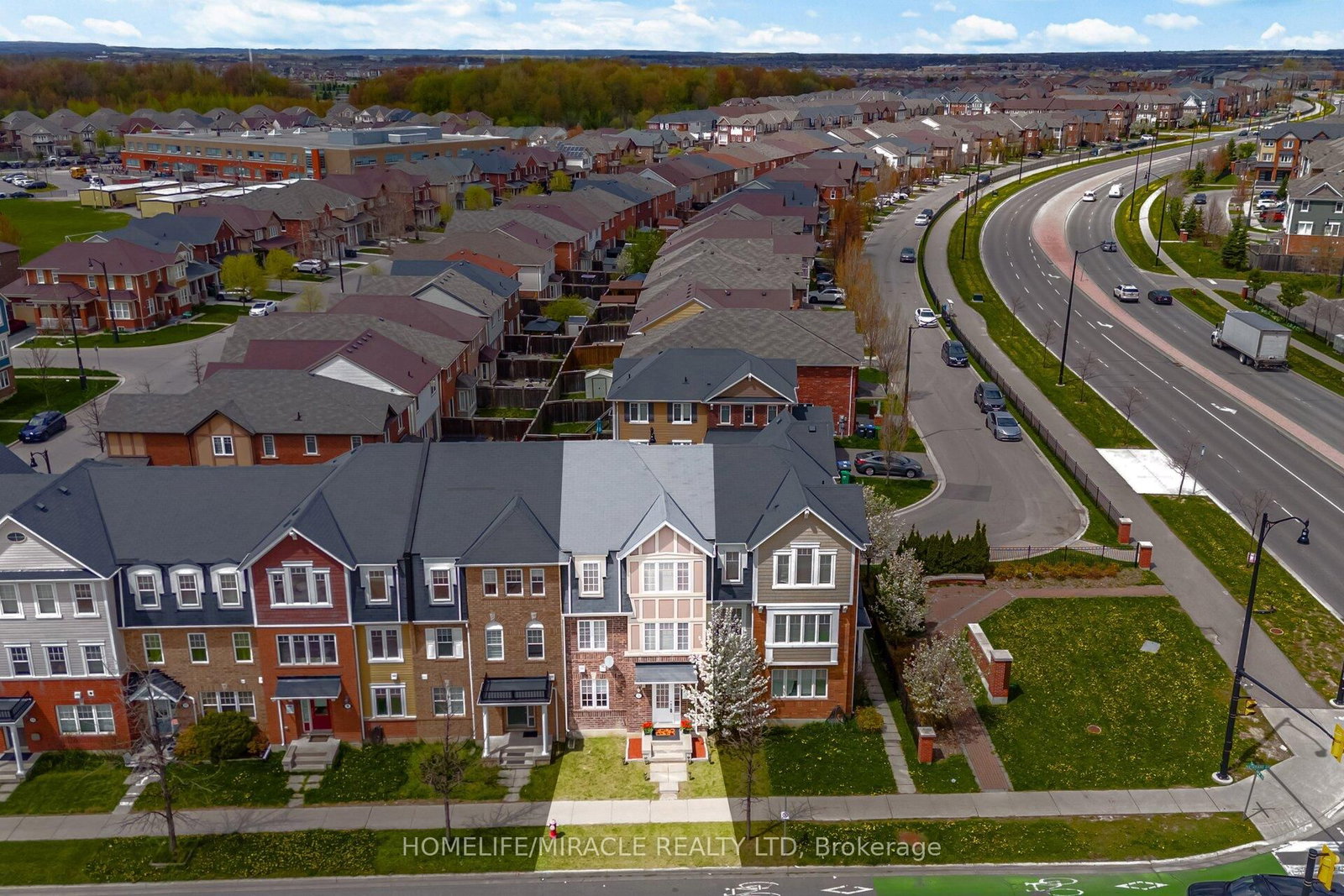 5 Veterans Drive - Photo 2