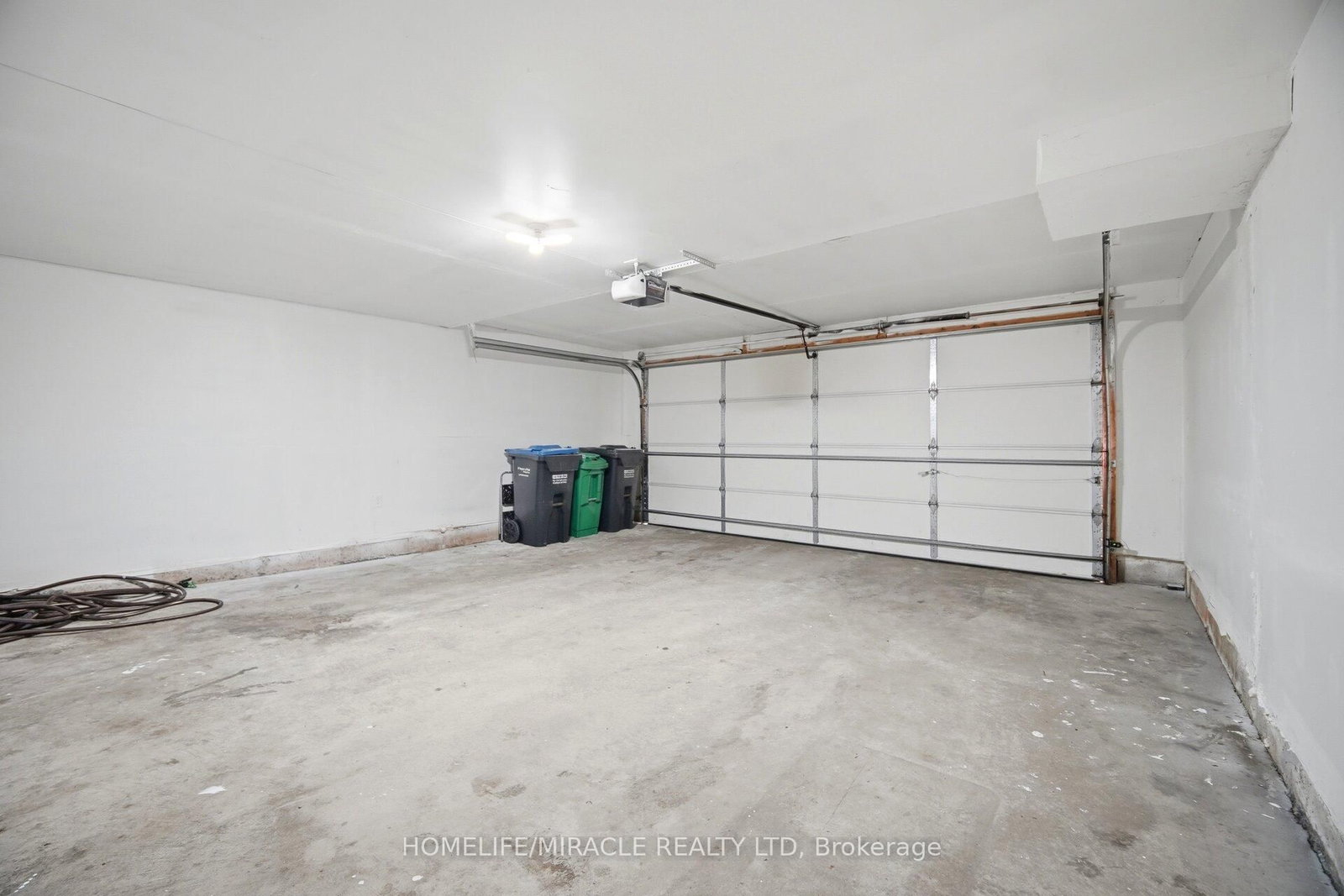 5 Veterans Drive - Photo 37