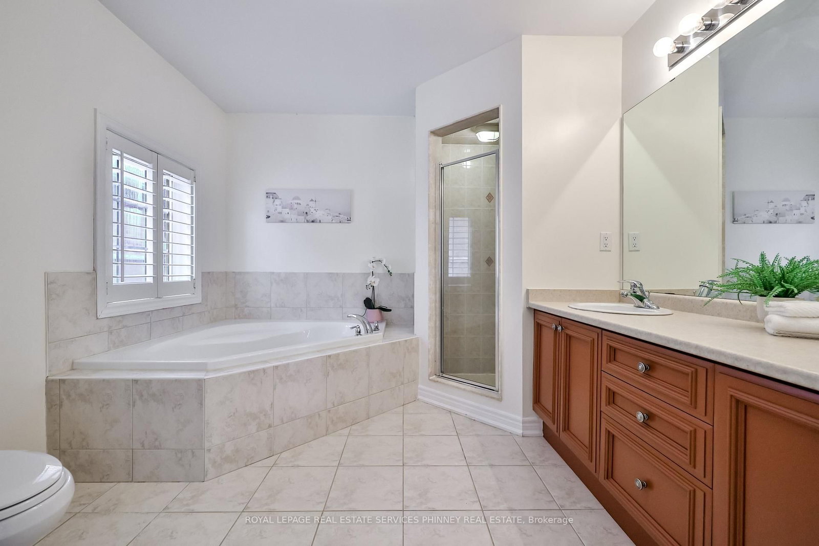 230 Paisley Boulevard, Unit 26 - Photo 27