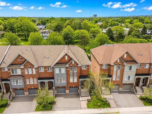 26 - 230 Paisley Boulevard