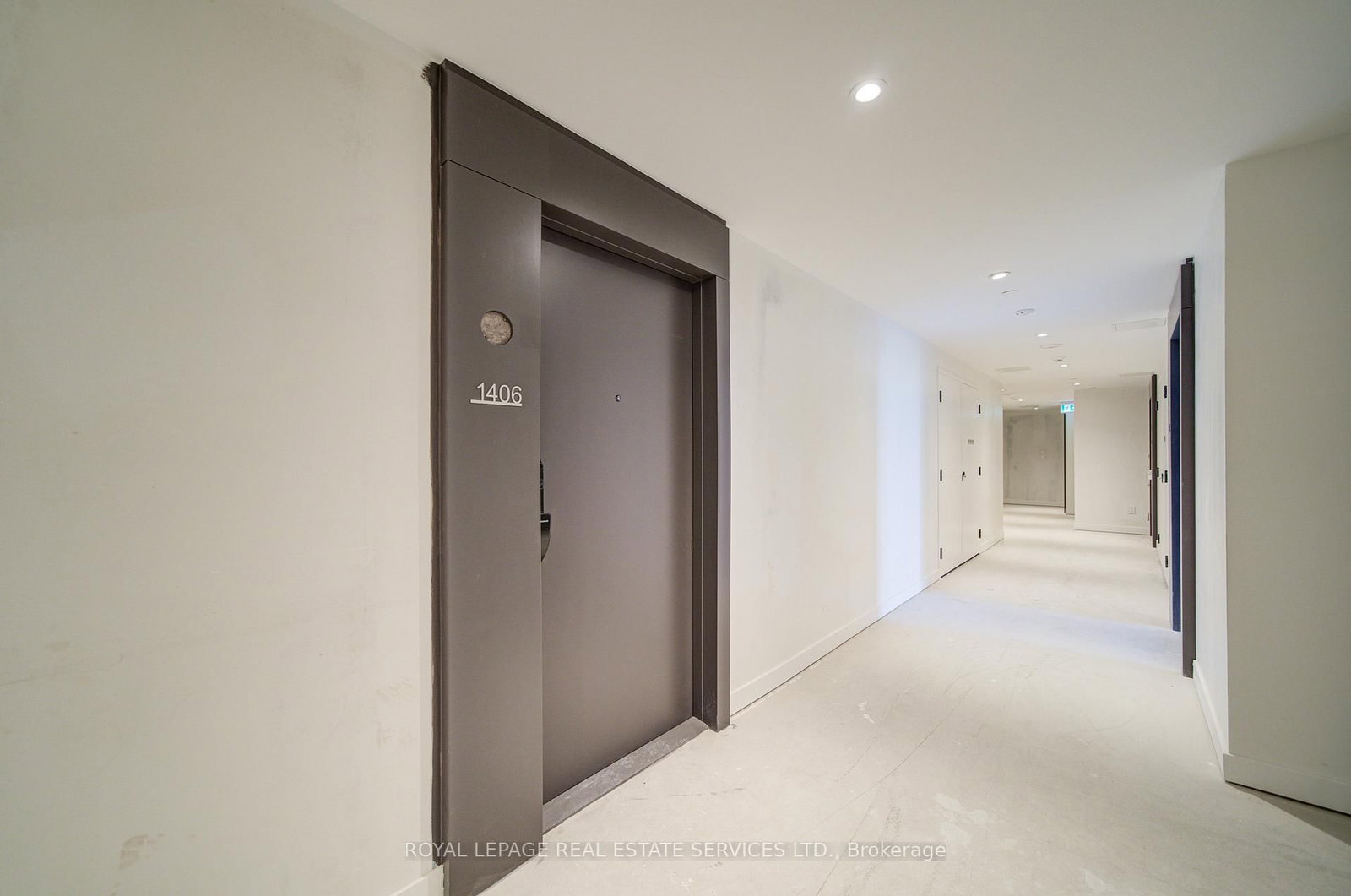 2075 Lakeshore Road, Unit 1206 - Photo 2
