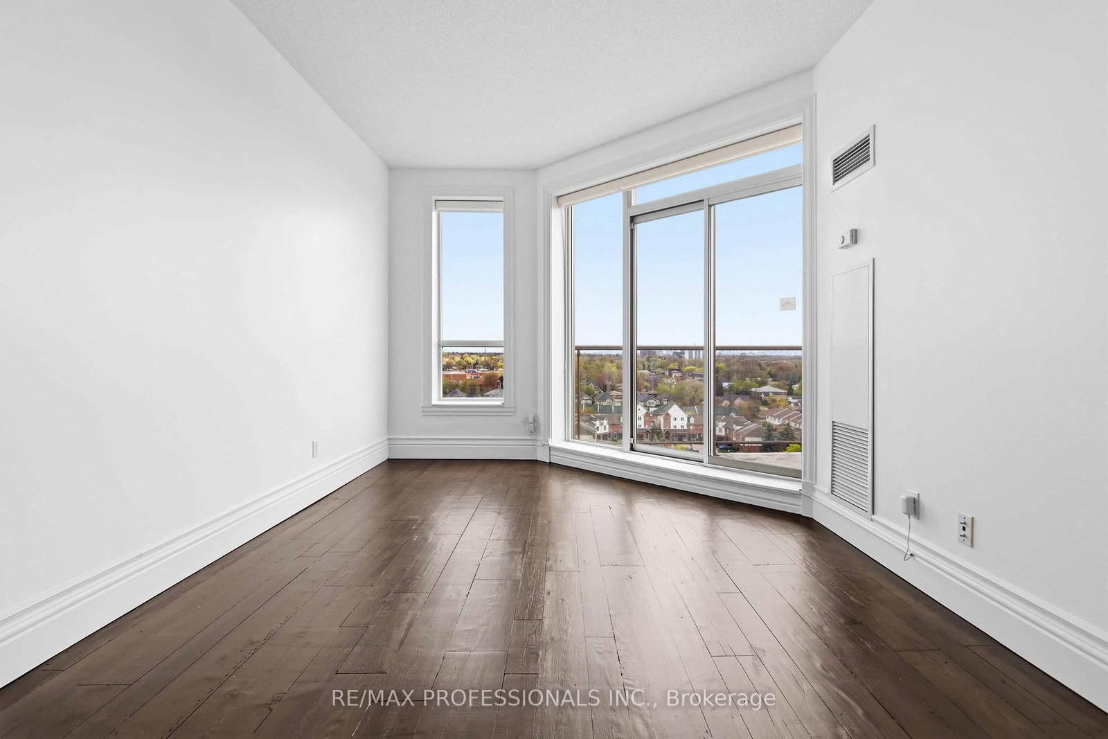 1150 Parkwest Place, Unit PH07 - Photo 10