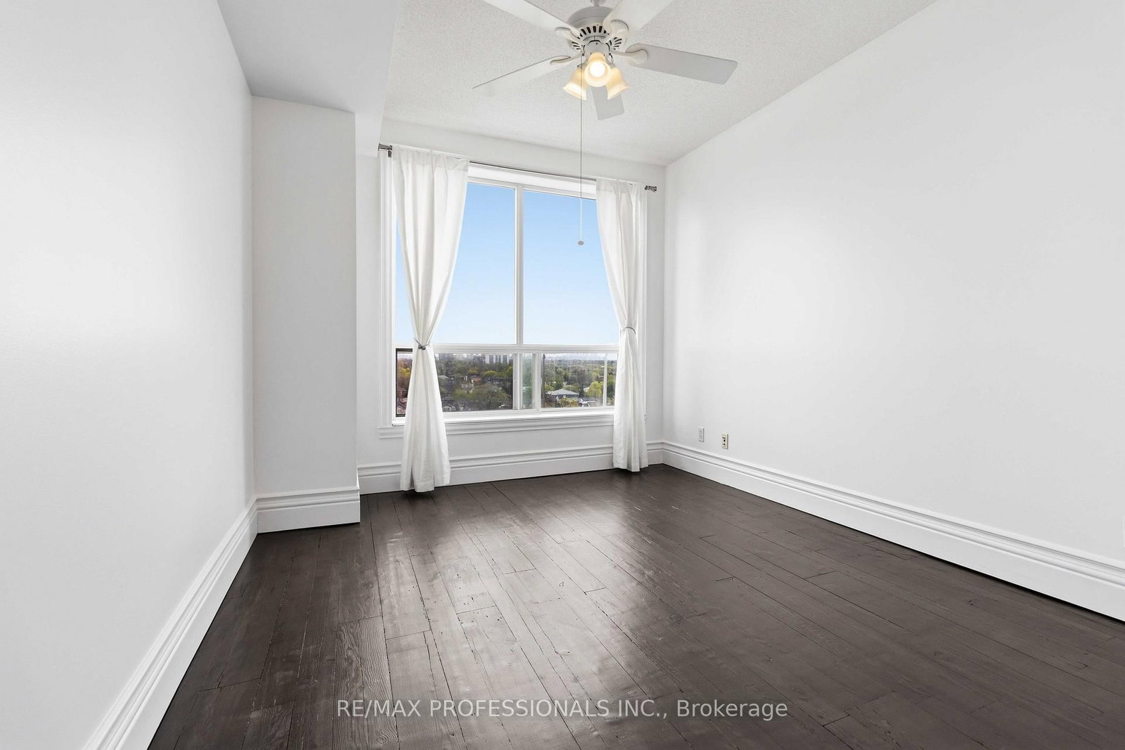 1150 Parkwest Place, Unit PH07 - Photo 21