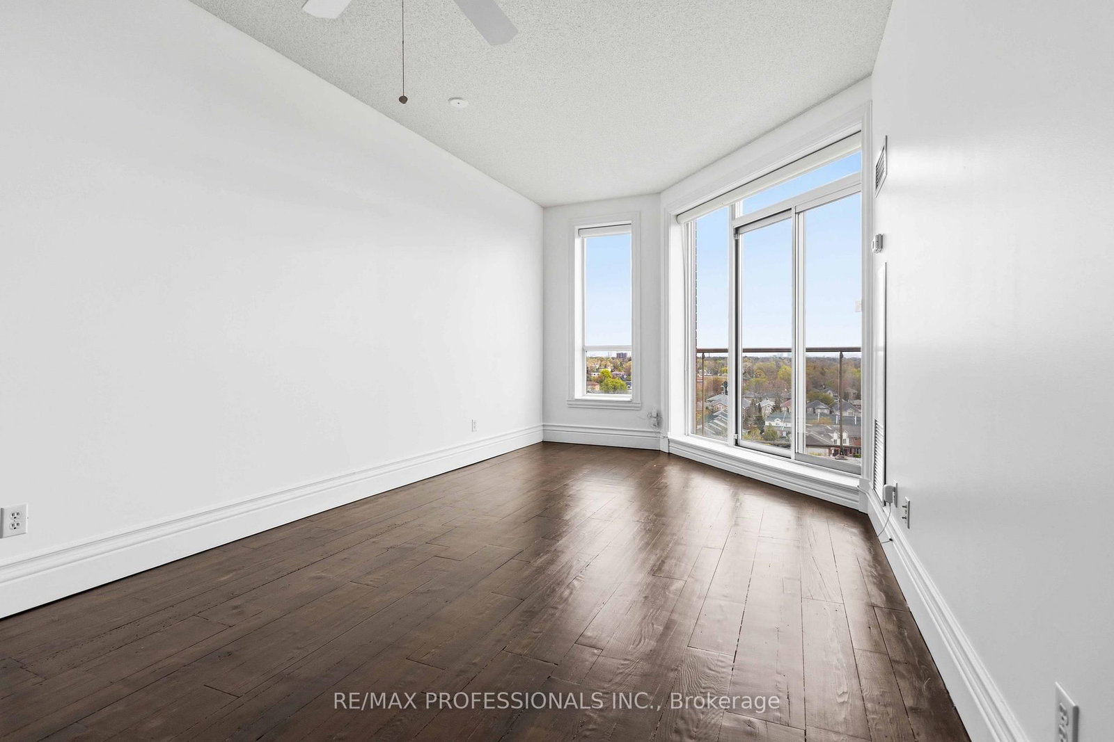1150 Parkwest Place, Unit PH07 - Photo 8