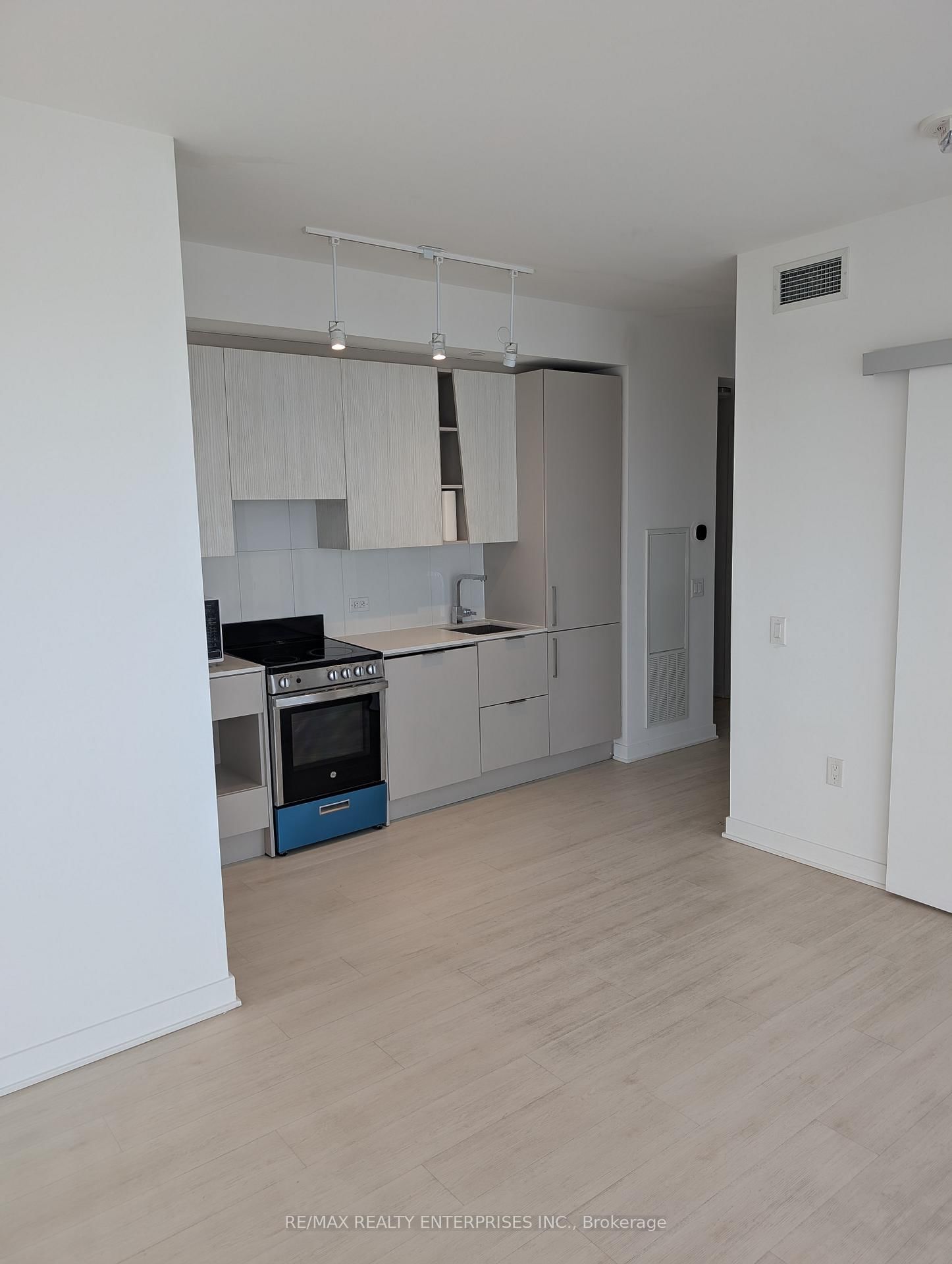 3900 Confederation Parkway, Unit 1904 - Photo 8