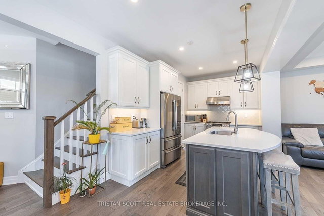 1208 Leger Way