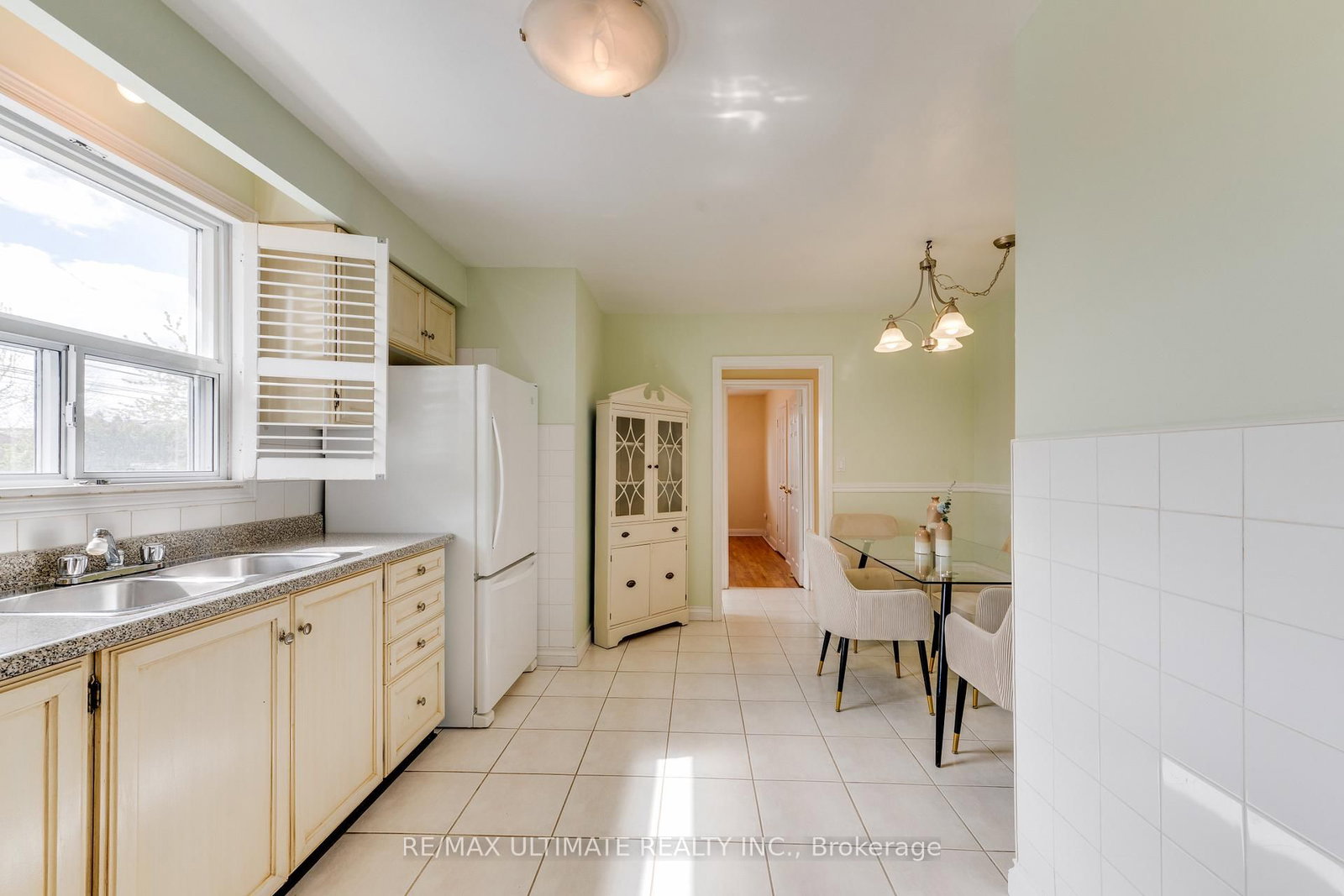 164 Katherine Road - Photo 16