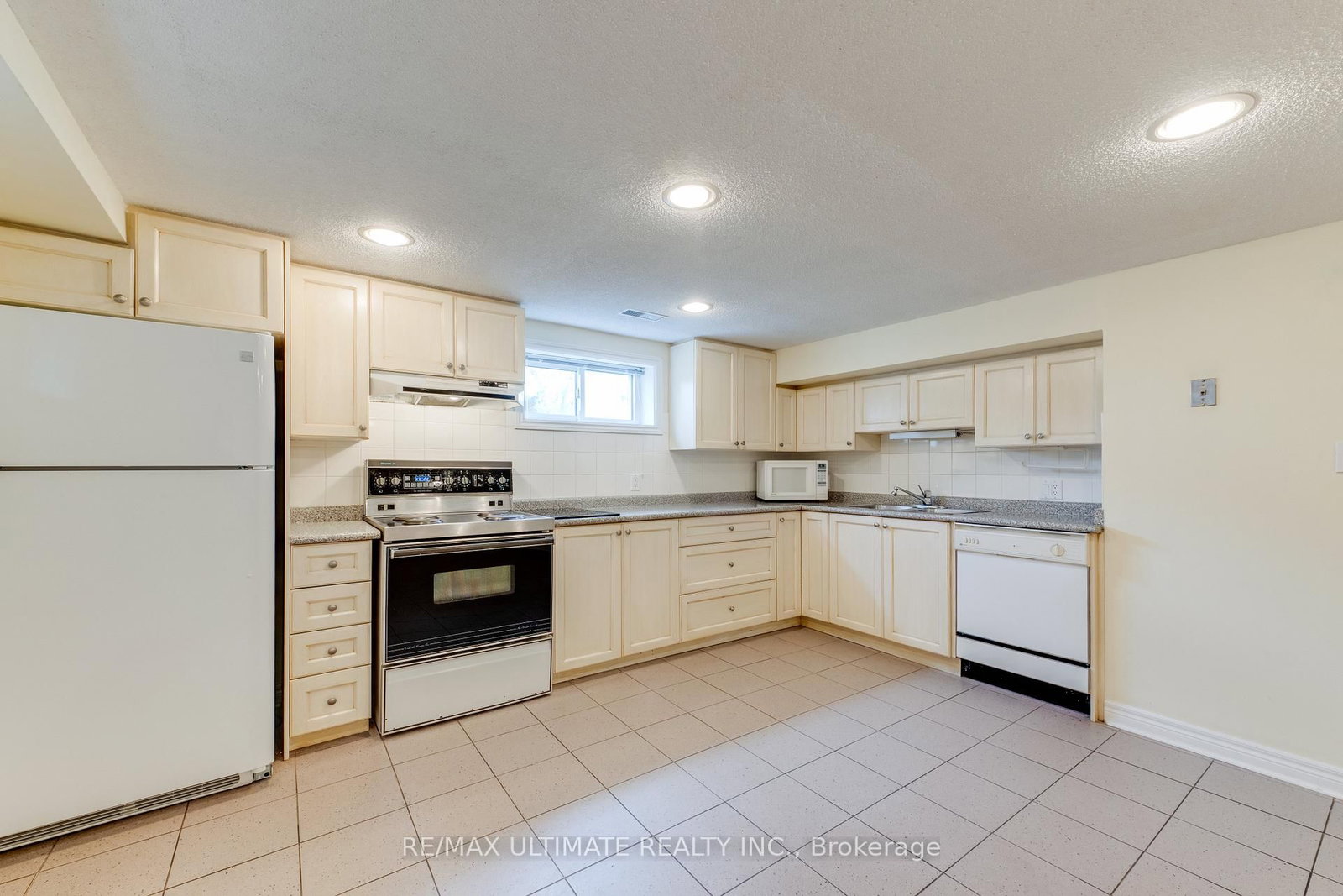 164 Katherine Road - Photo 35