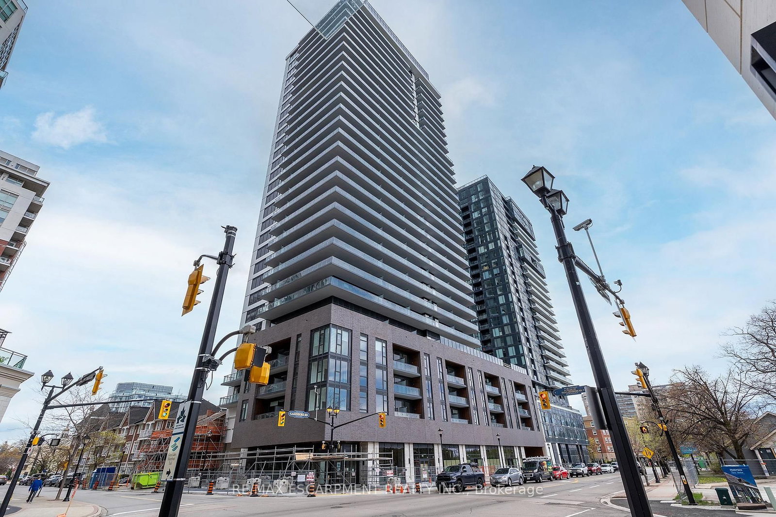 2075 Lakeshore Road, Unit 1707 - Photo 19