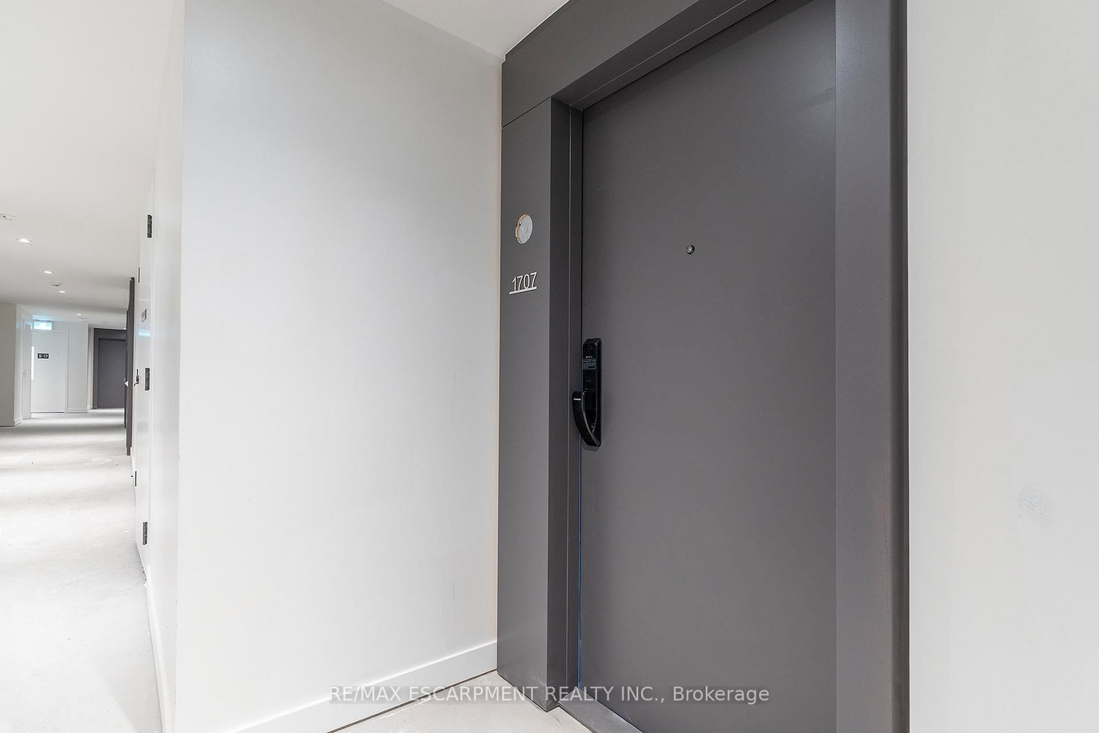 2075 Lakeshore Road, Unit 1707 - Photo 4