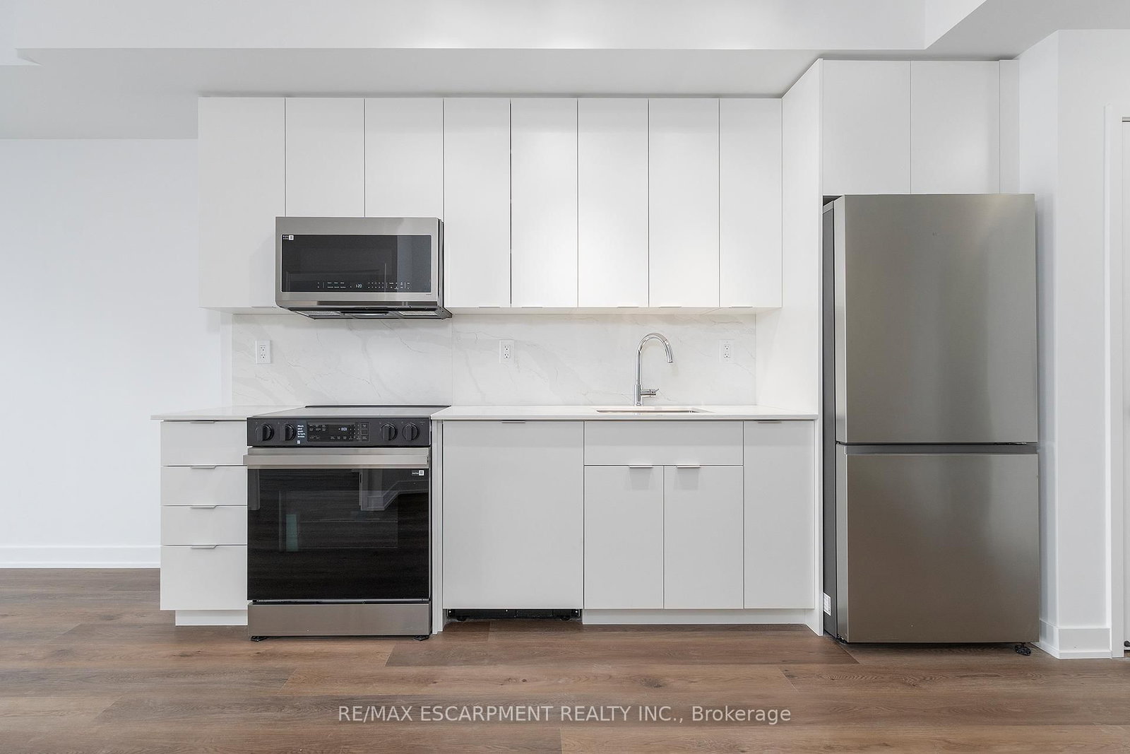 2075 Lakeshore Road, Unit 1707 - Photo 6