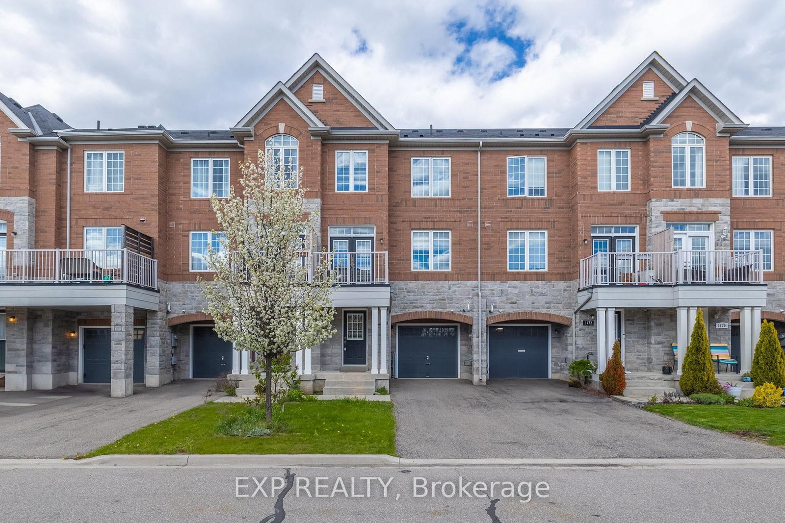 1174 Durno Court